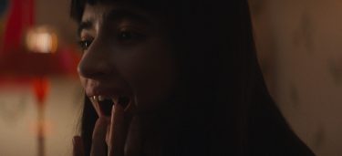 Vampira humanista busca consentimiento suicida